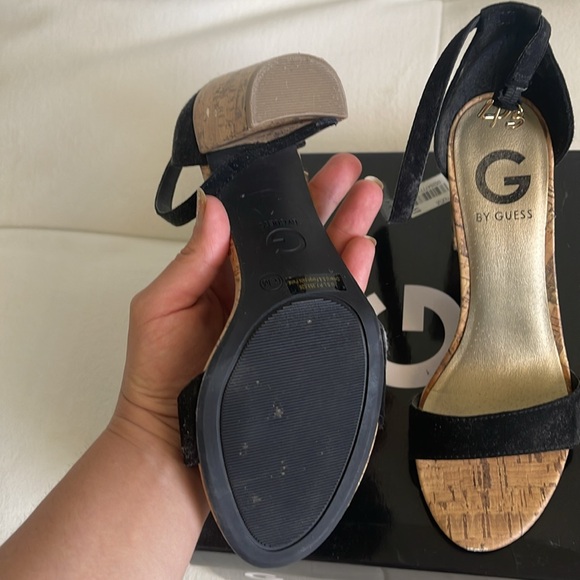 Guess heels - Picture 3 of 3